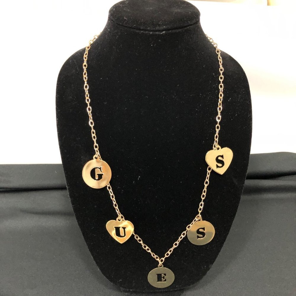 GUESS 27" GOLD TONE GUESS‎ LETTERS CHARM NECKLACE NWT